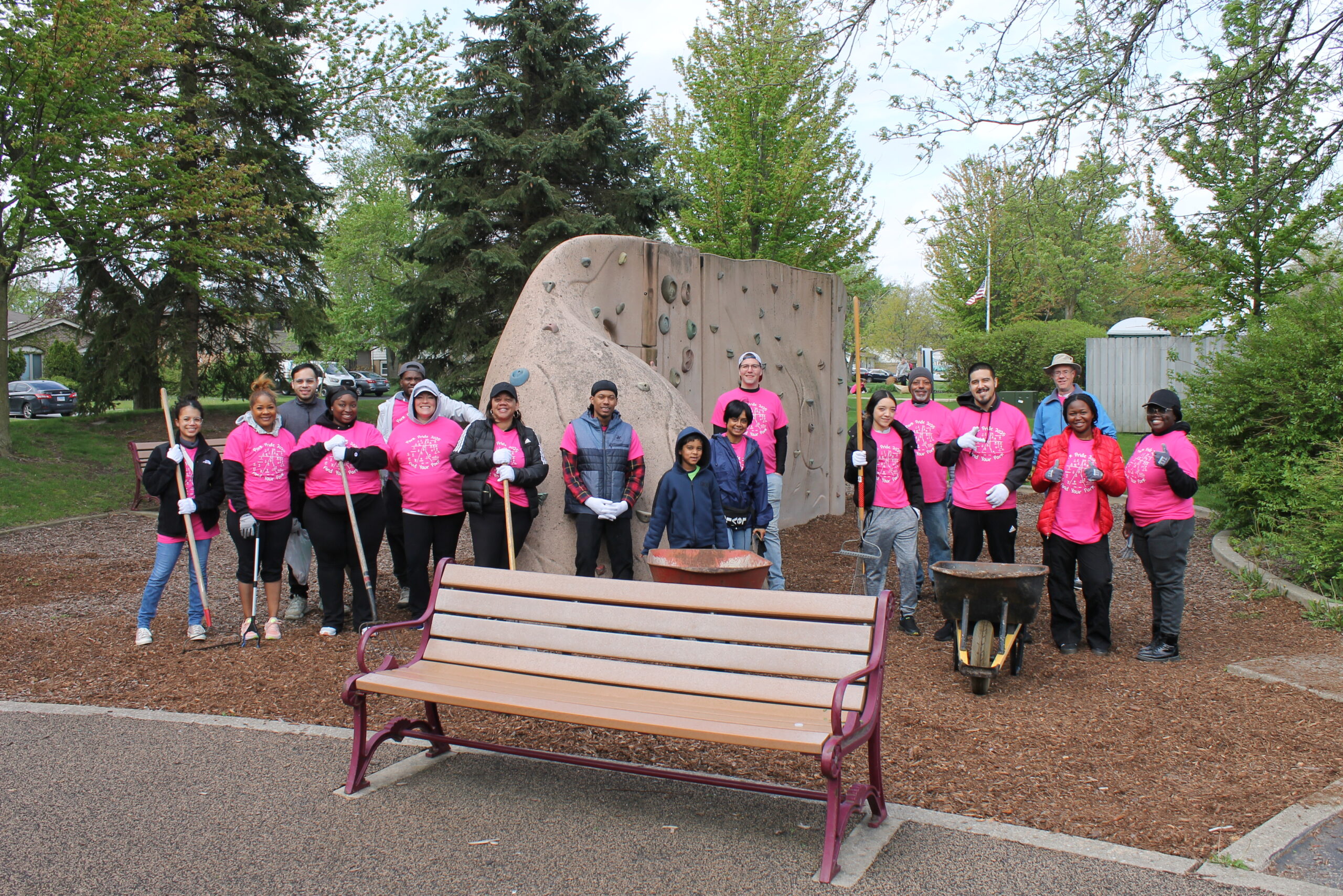 photo of park cleanup volunteers